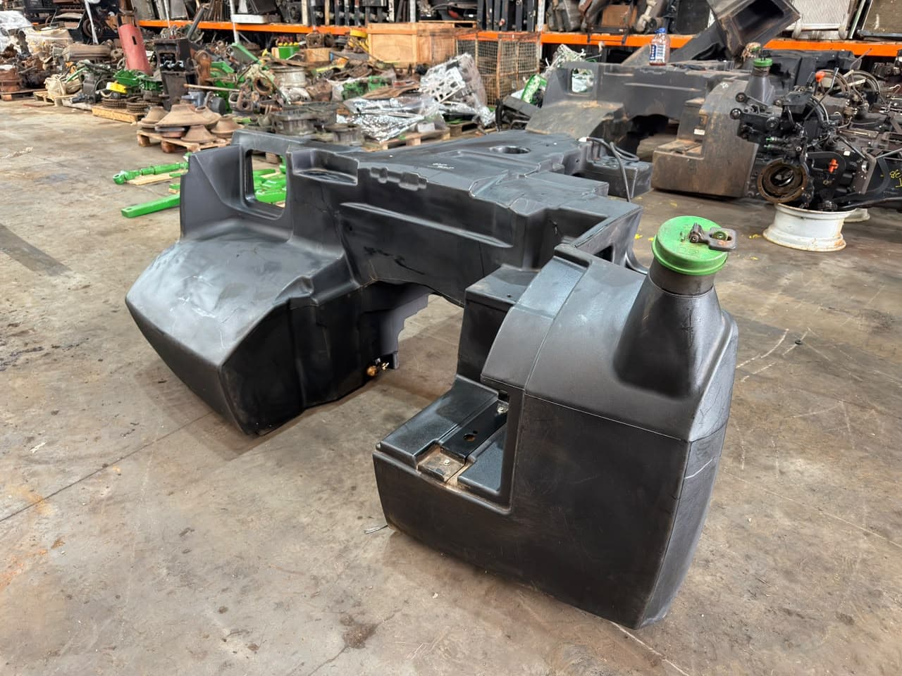 Tanque de combustível john deere RE591839