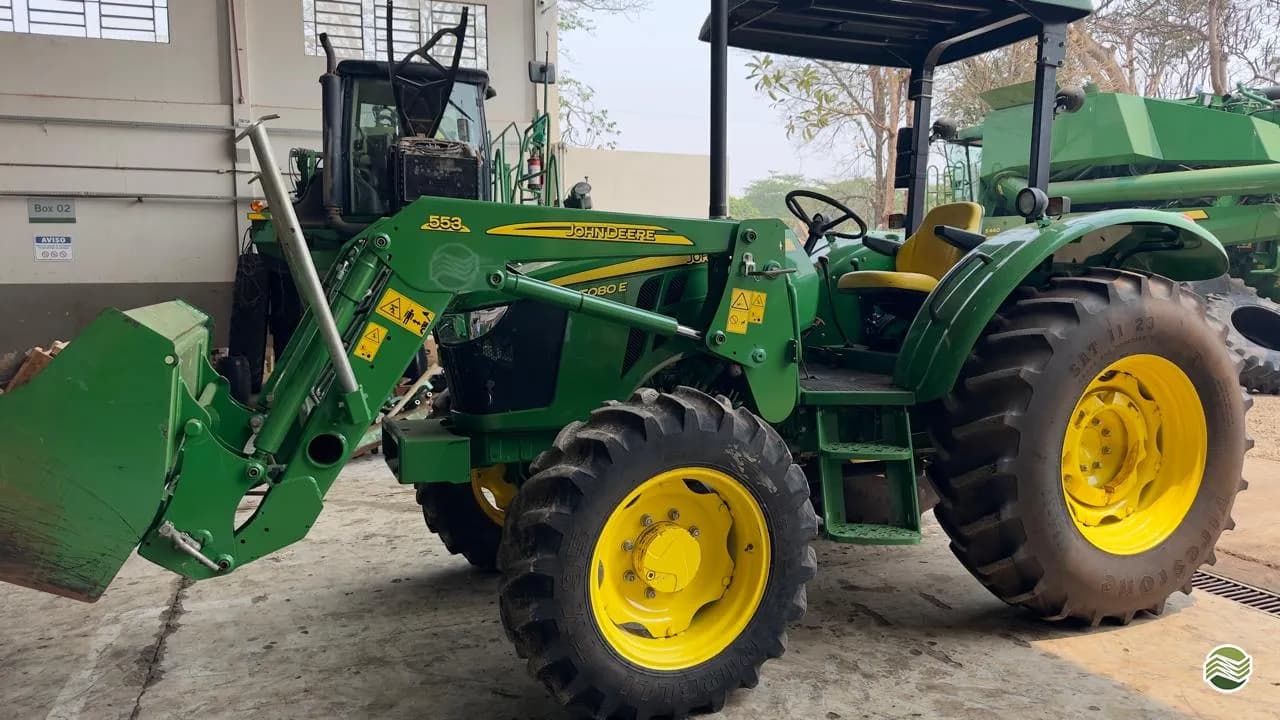 JOHN DEERE 5080E