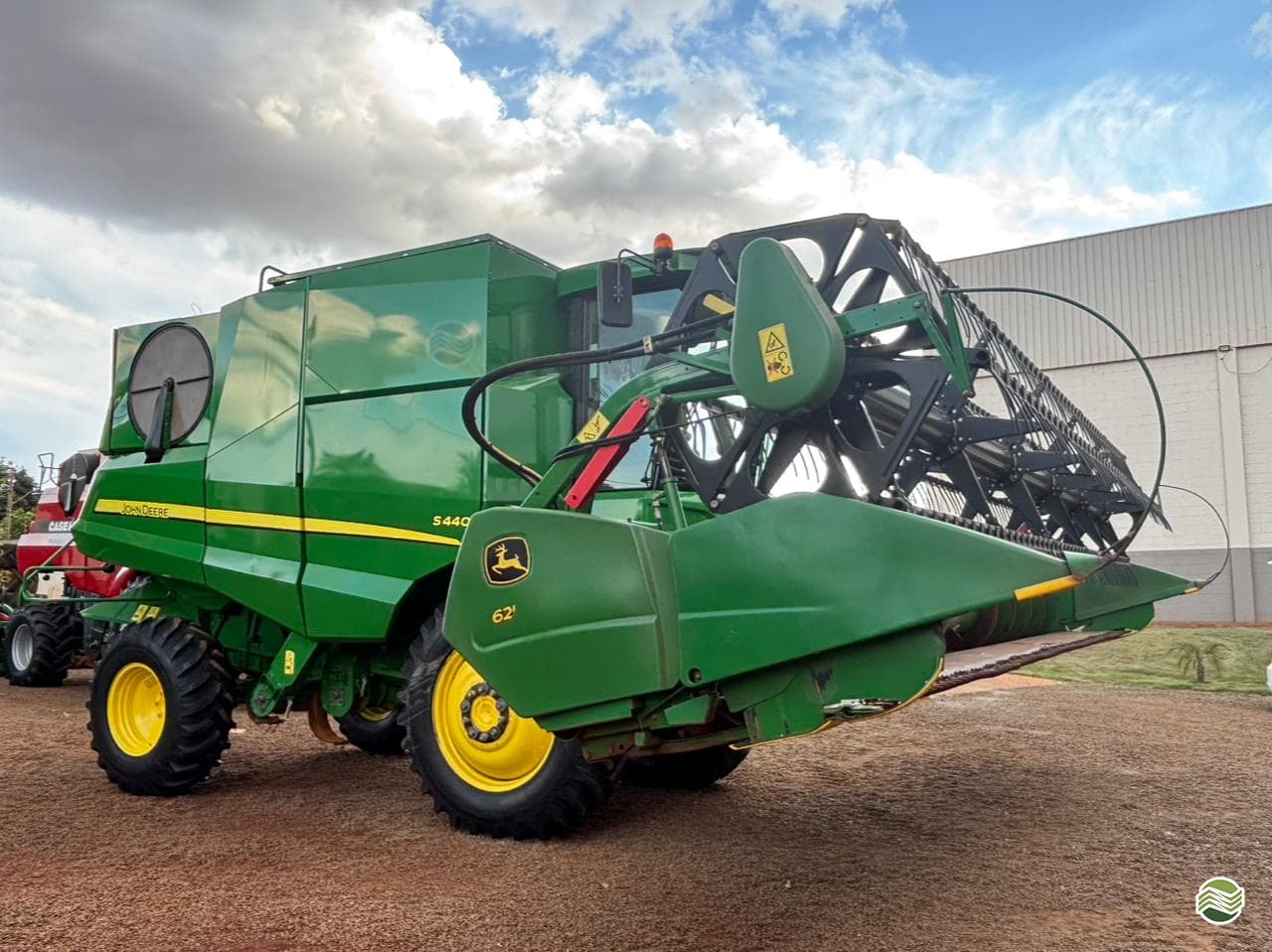 JOHN DEERE S440