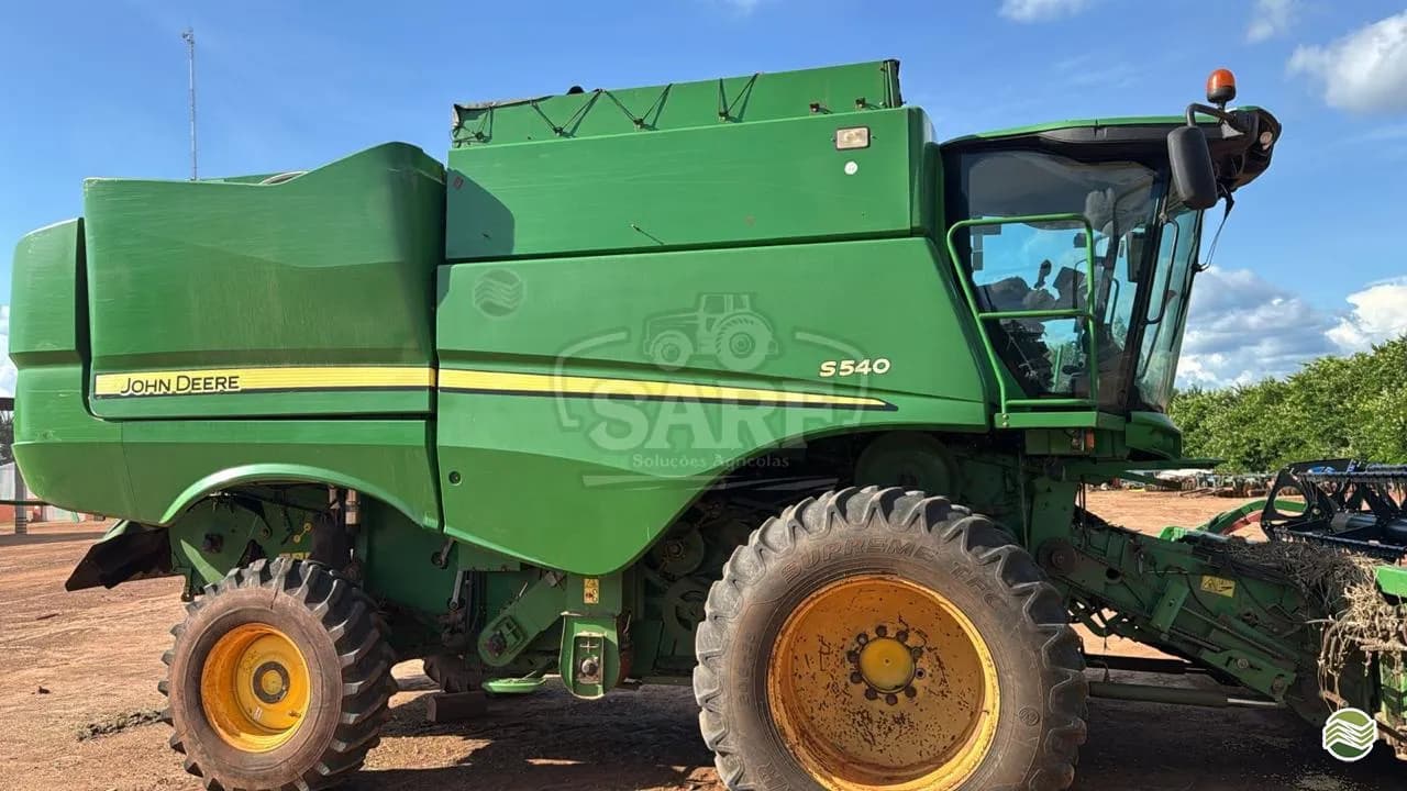 JOHN DEERE S540