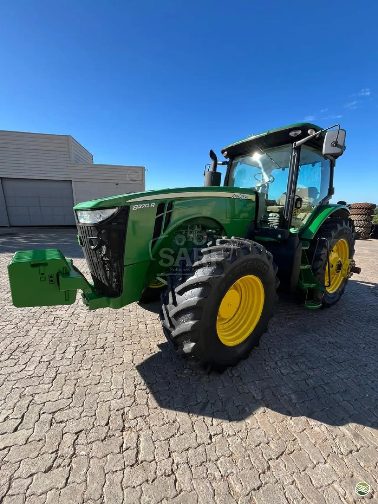 JOHN DEERE 8270R