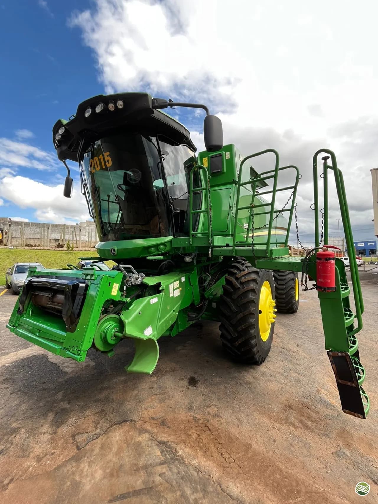 JOHN DEERE S550