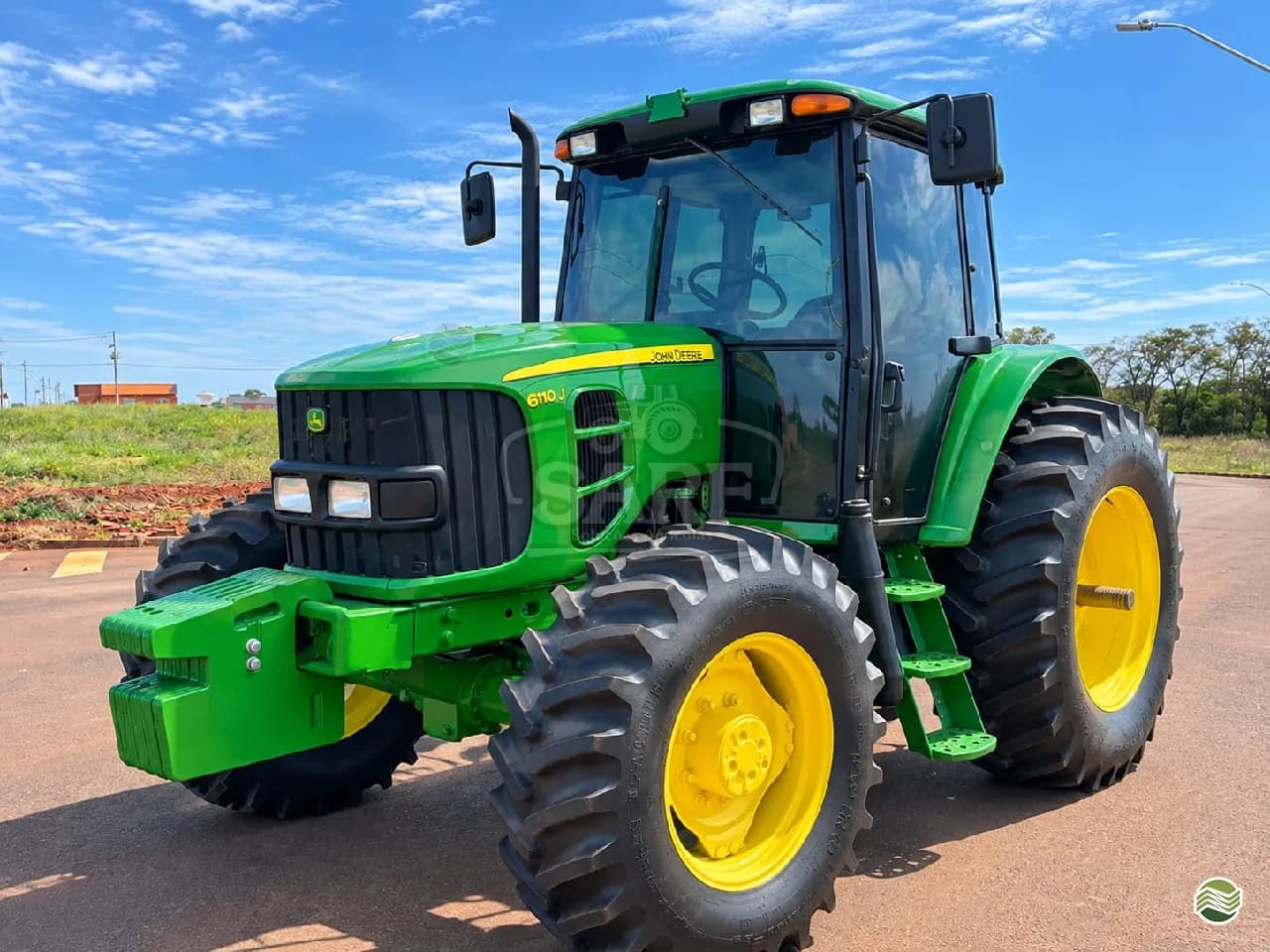 JOHN DEERE 6110J