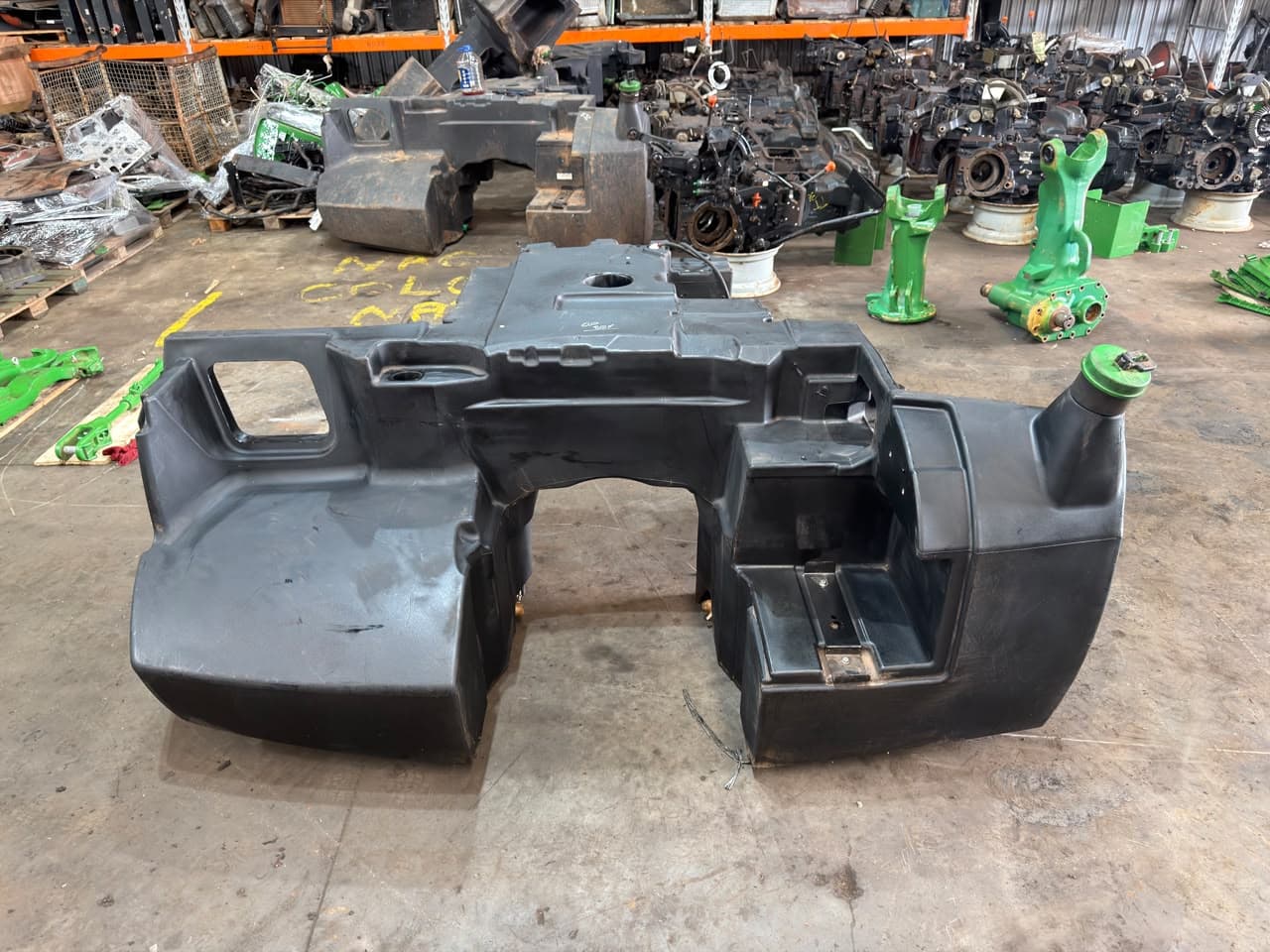 Tanque de combustível john deere RE591839