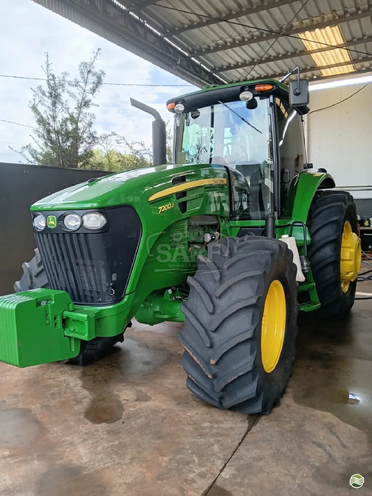 JOHN DEERE 7200J
