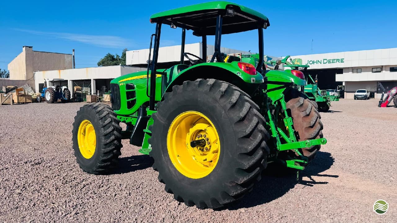 JOHN DEERE 6110J